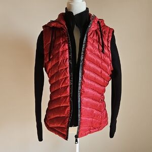 Calvin Klein Duck Down Puffer Jacket  Red Vest Black Scuba Knit Sleeve SZM Hood